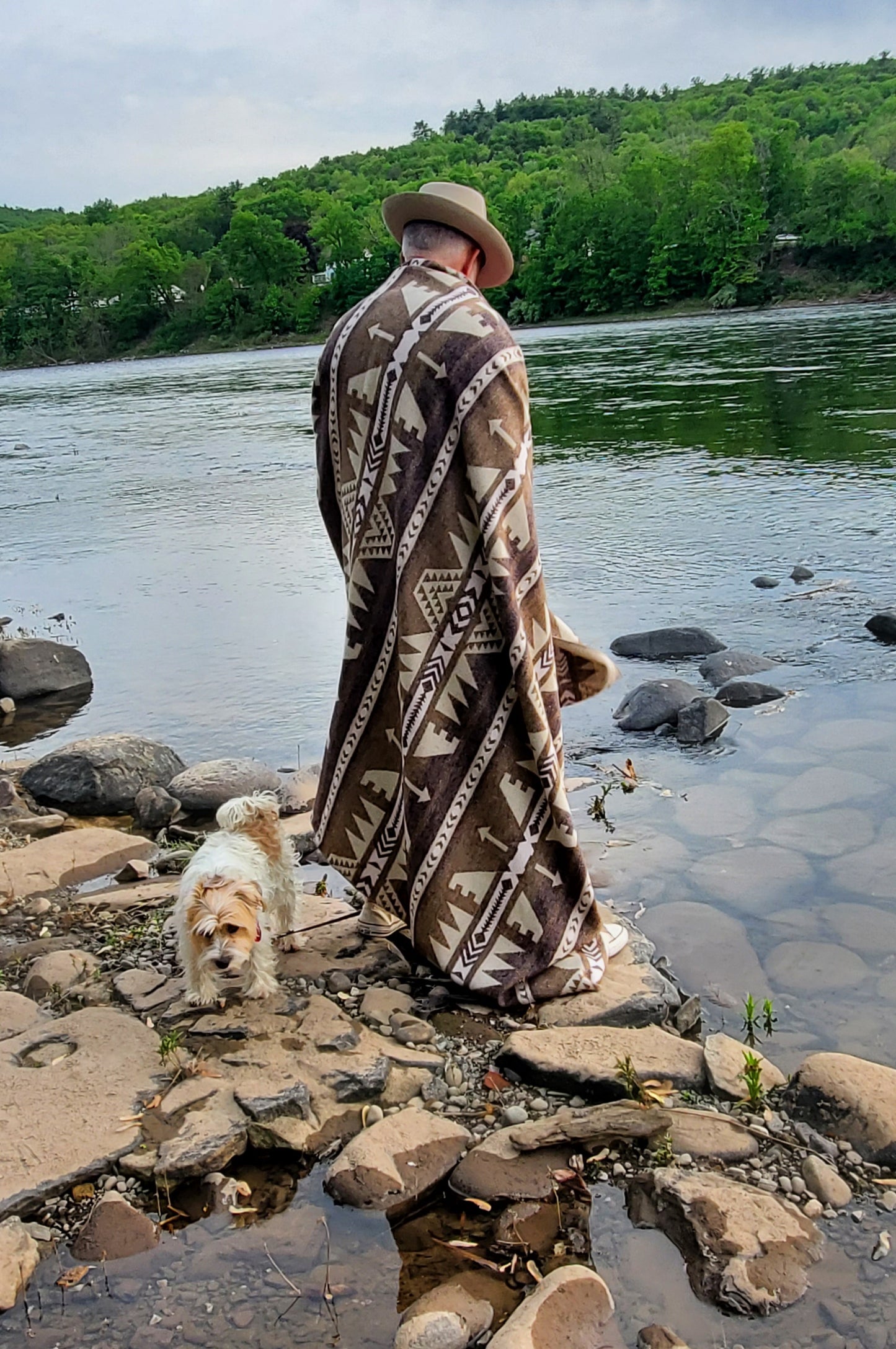 Catskill Camp Blanket in Quill