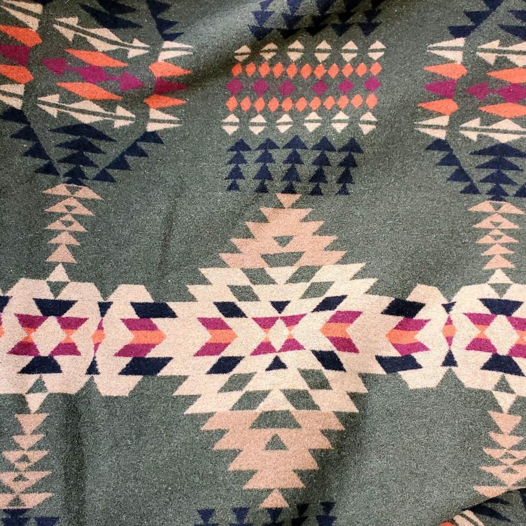 Catskill Camp Blanket in Pine