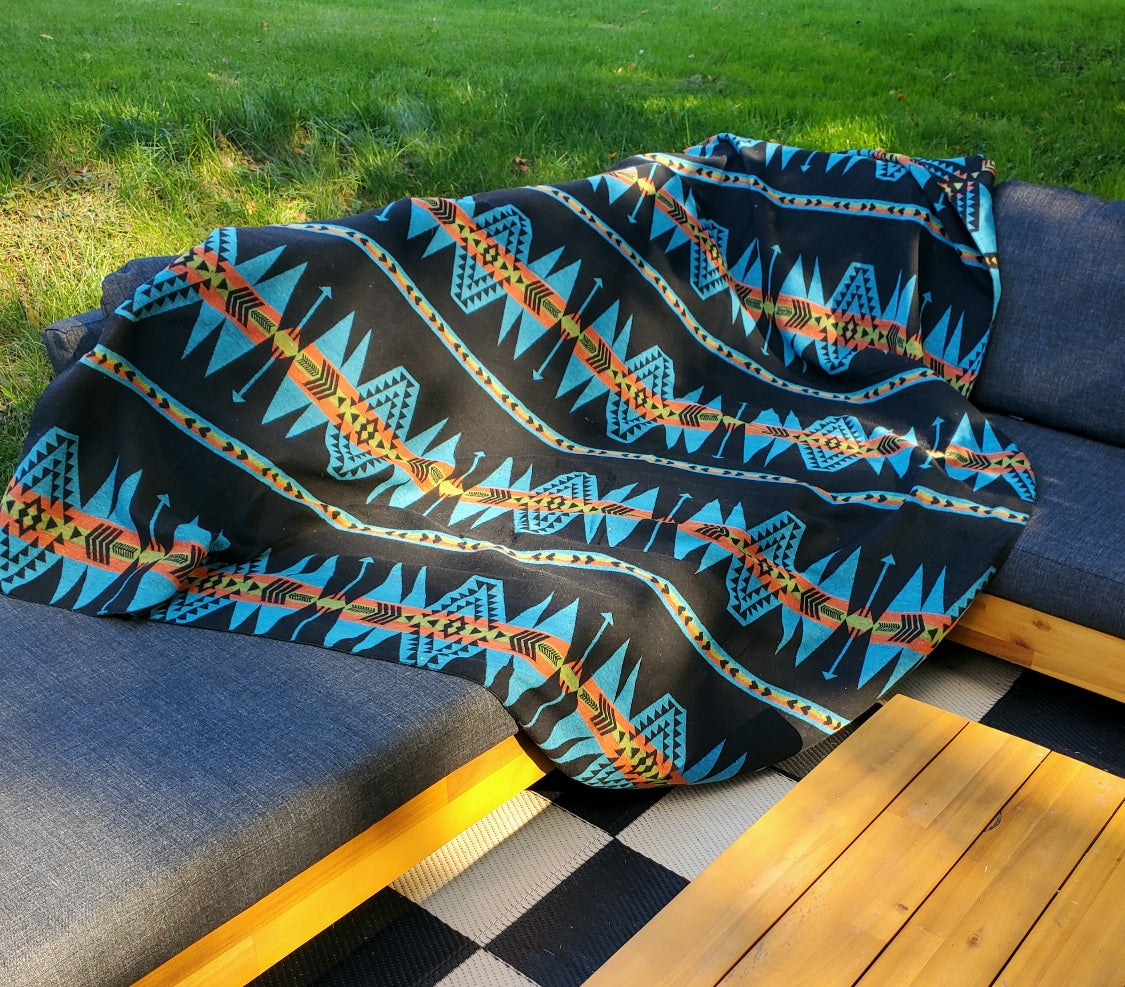 Catskill Camp Blanket in Turquoise